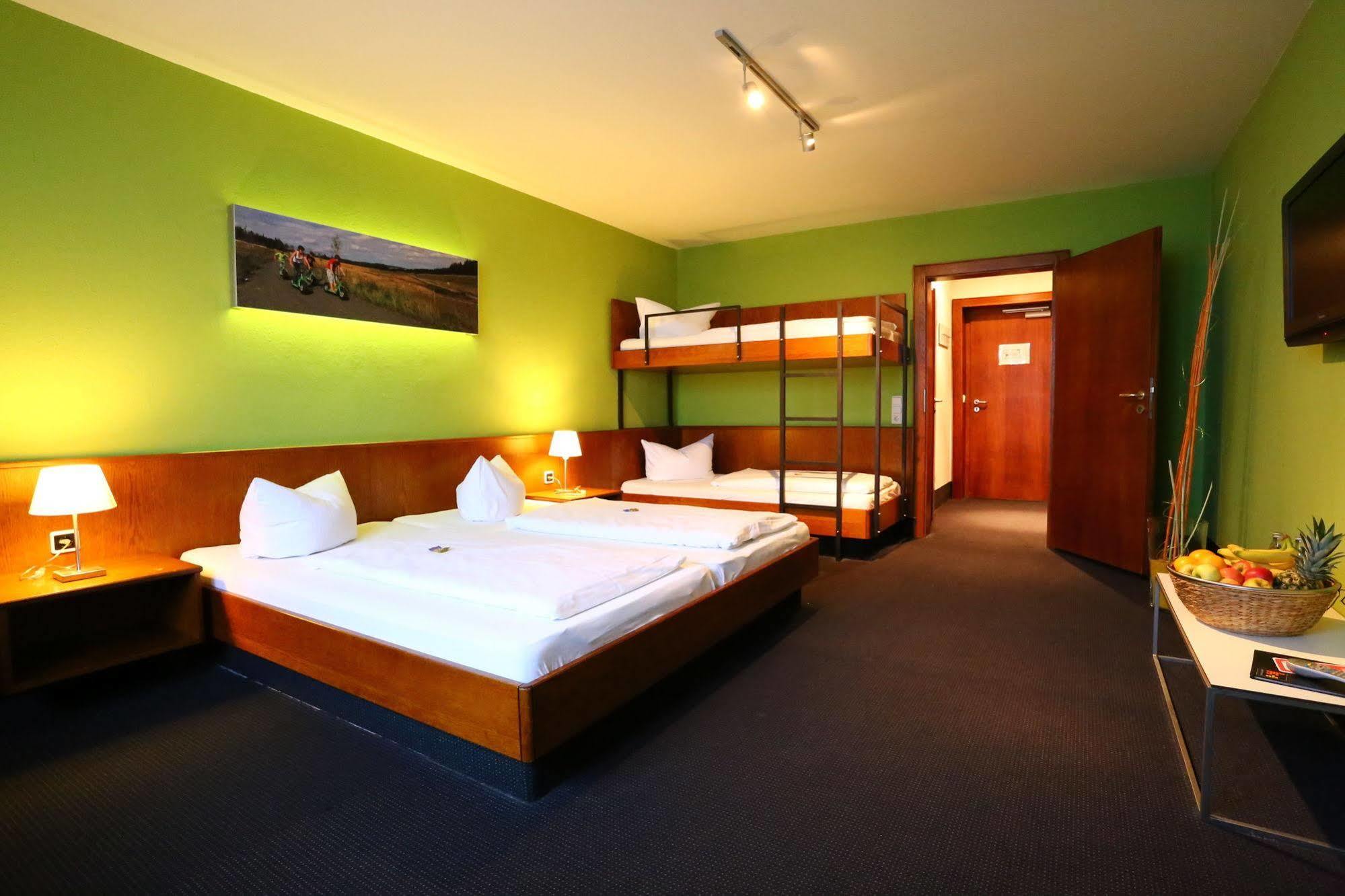 K1 Sporthotel - Bike & Ski Inklusive Hotel Oberwiesenthal Bagian luar foto